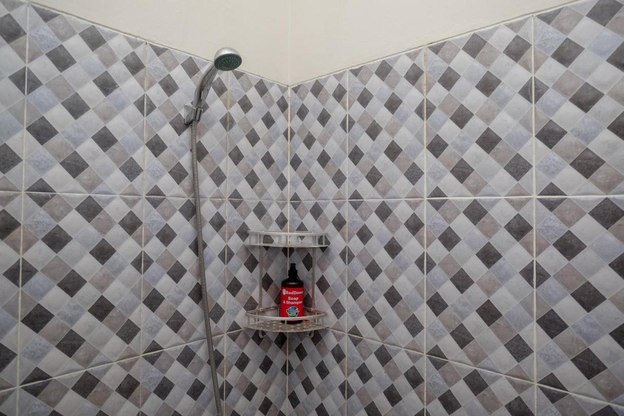 Reddoorz Syariah Near Solo Paragon Mall 2 Bonorejo Ngoại thất bức ảnh